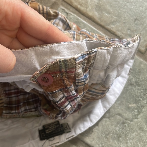 Plaid shorts - Picture 6 of 6